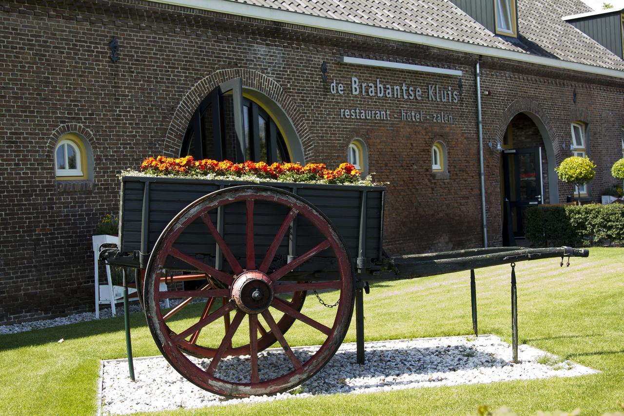 Herberg De Brabantse Kluis Aarle-Rixtel Eksteriør billede